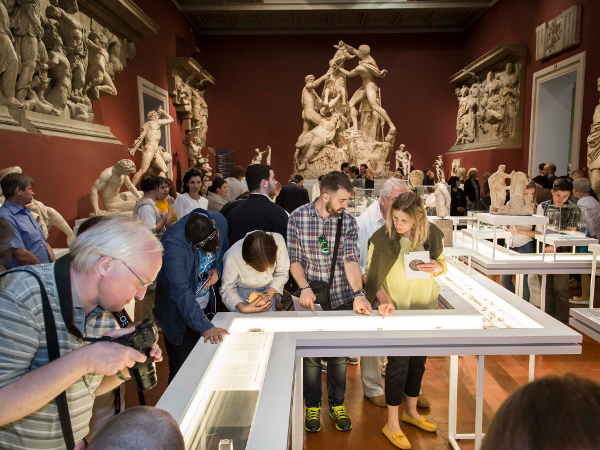 Выставка в ГМИИ им. А.С. Пушкина «Наметив контуры резцом… Человек и его изображение в памятниках нумизматики от Античного до Нового времени»